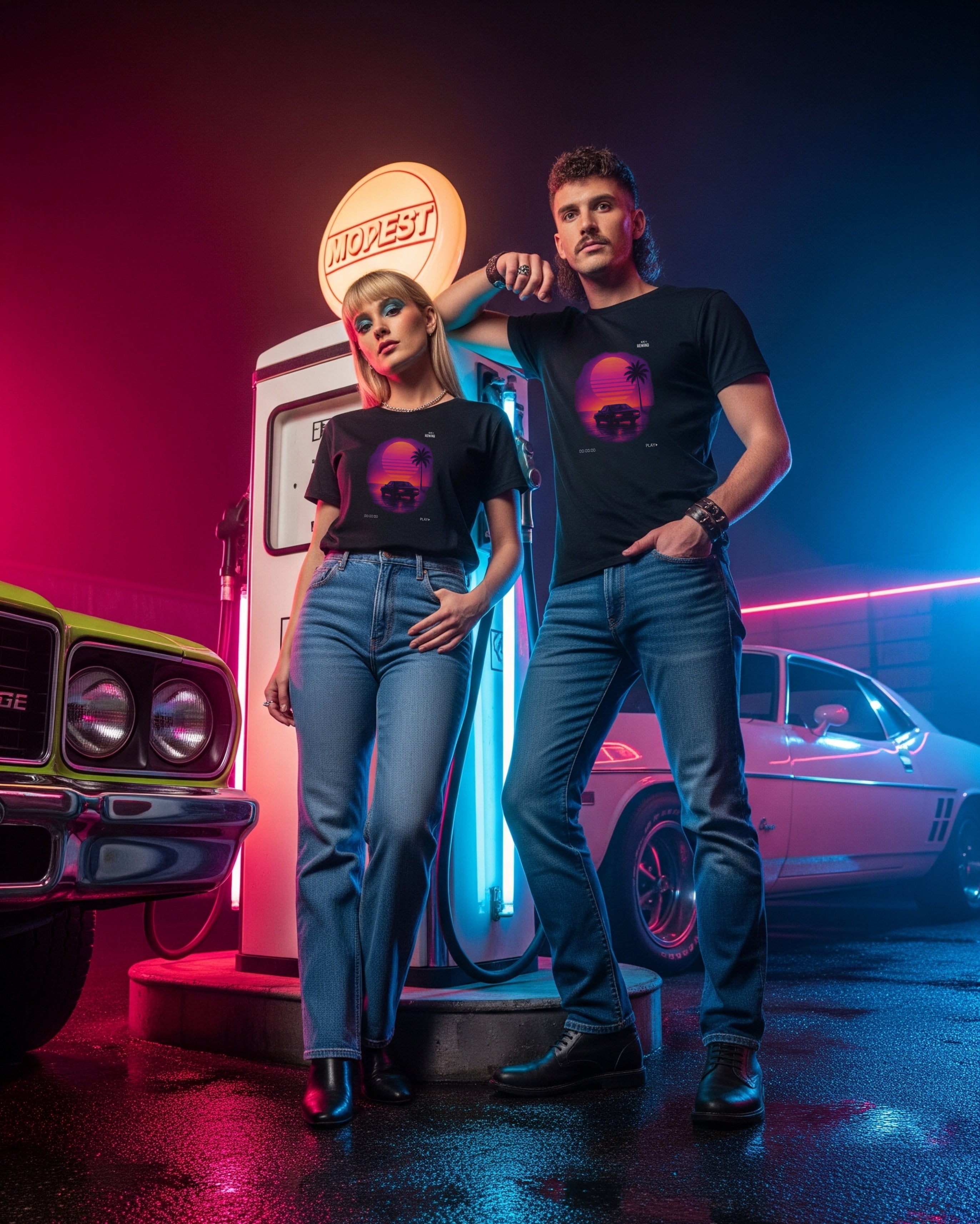 Analog Sunset Tee, female and male models view
